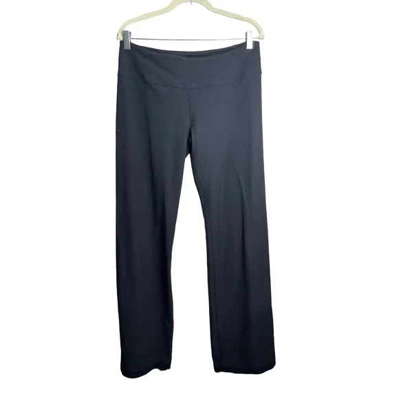 21 Lululemon older style wide leg size 12 36” inseam - Picture 2 of 2